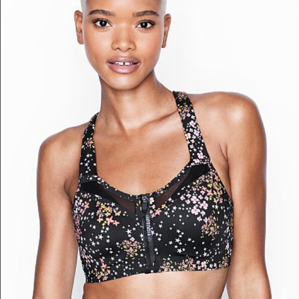 Victoria’s Secret Knockout Ultra Max sports bra